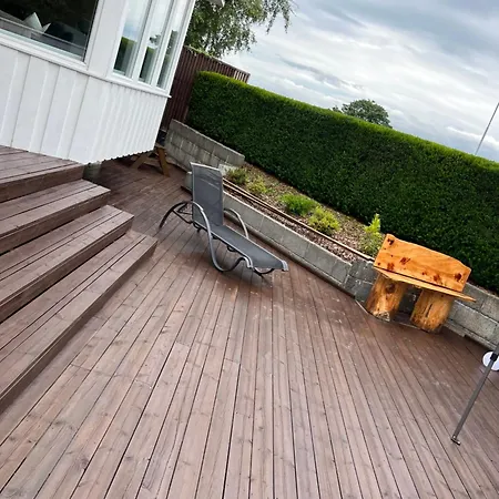 Hus Til Leie Under Ons Appartement *